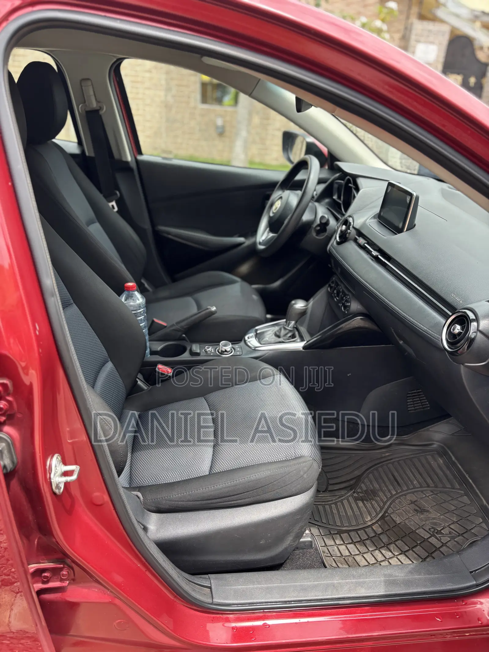Toyota Yaris iA 1.5 FWD 2018 Red