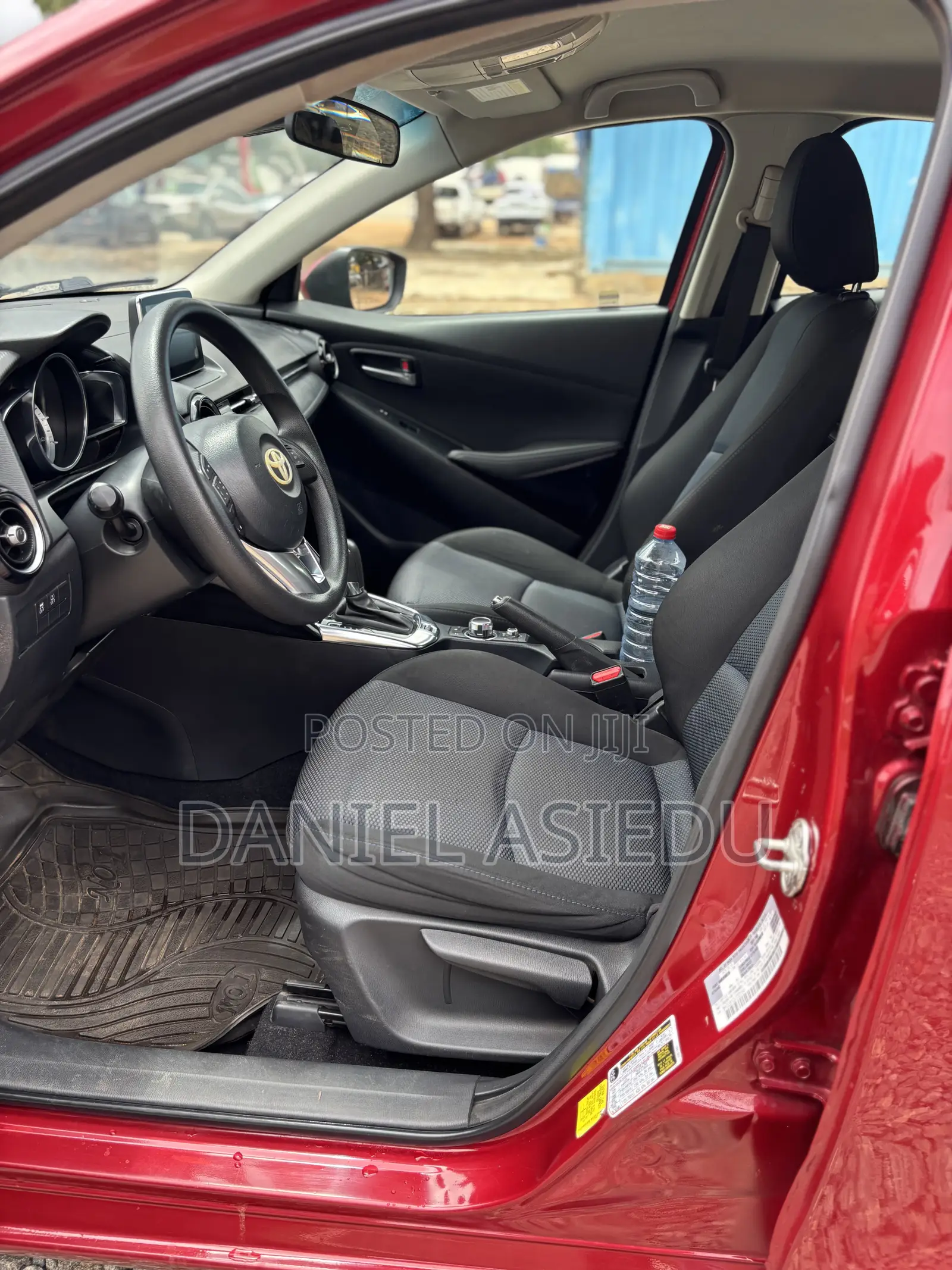 Toyota Yaris iA 1.5 FWD 2018 Red