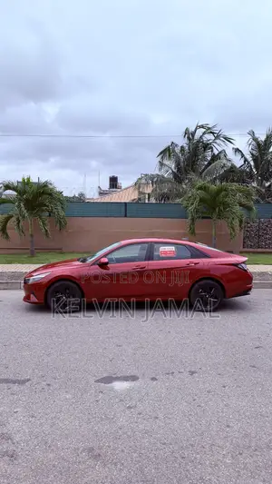 Hyundai Elantra SEL 2022 Red