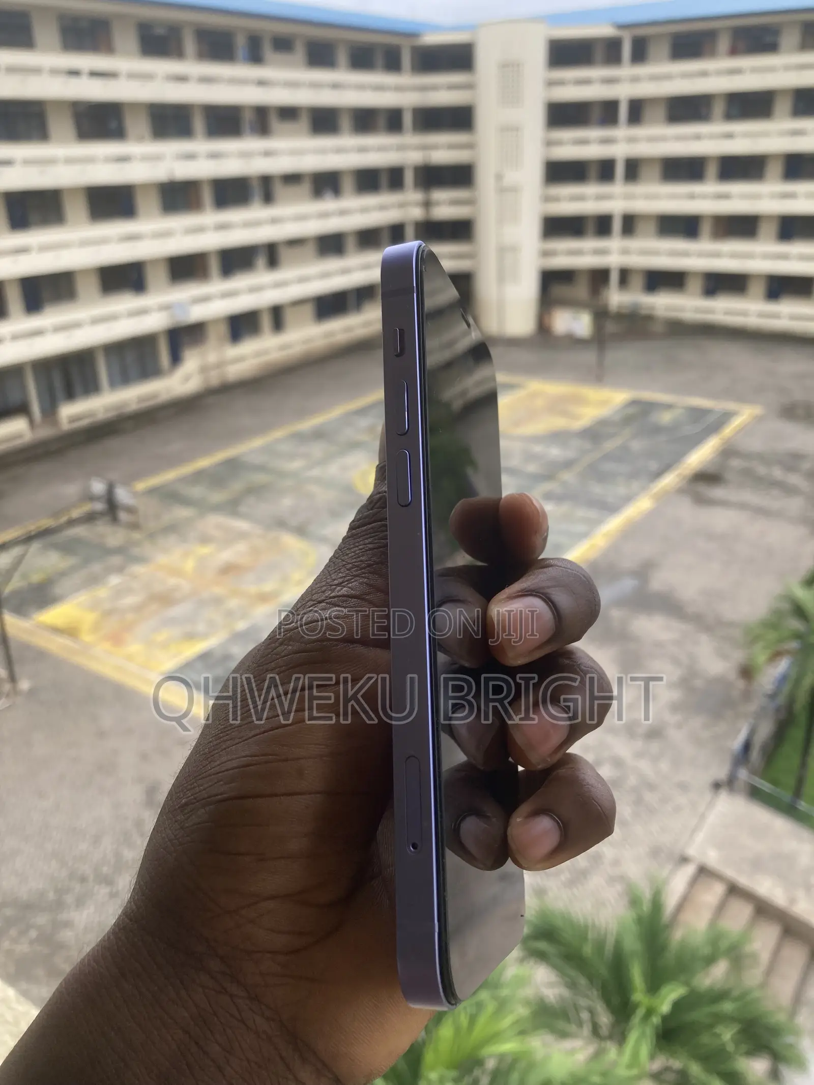 Apple iPhone 12 64 GB Purple