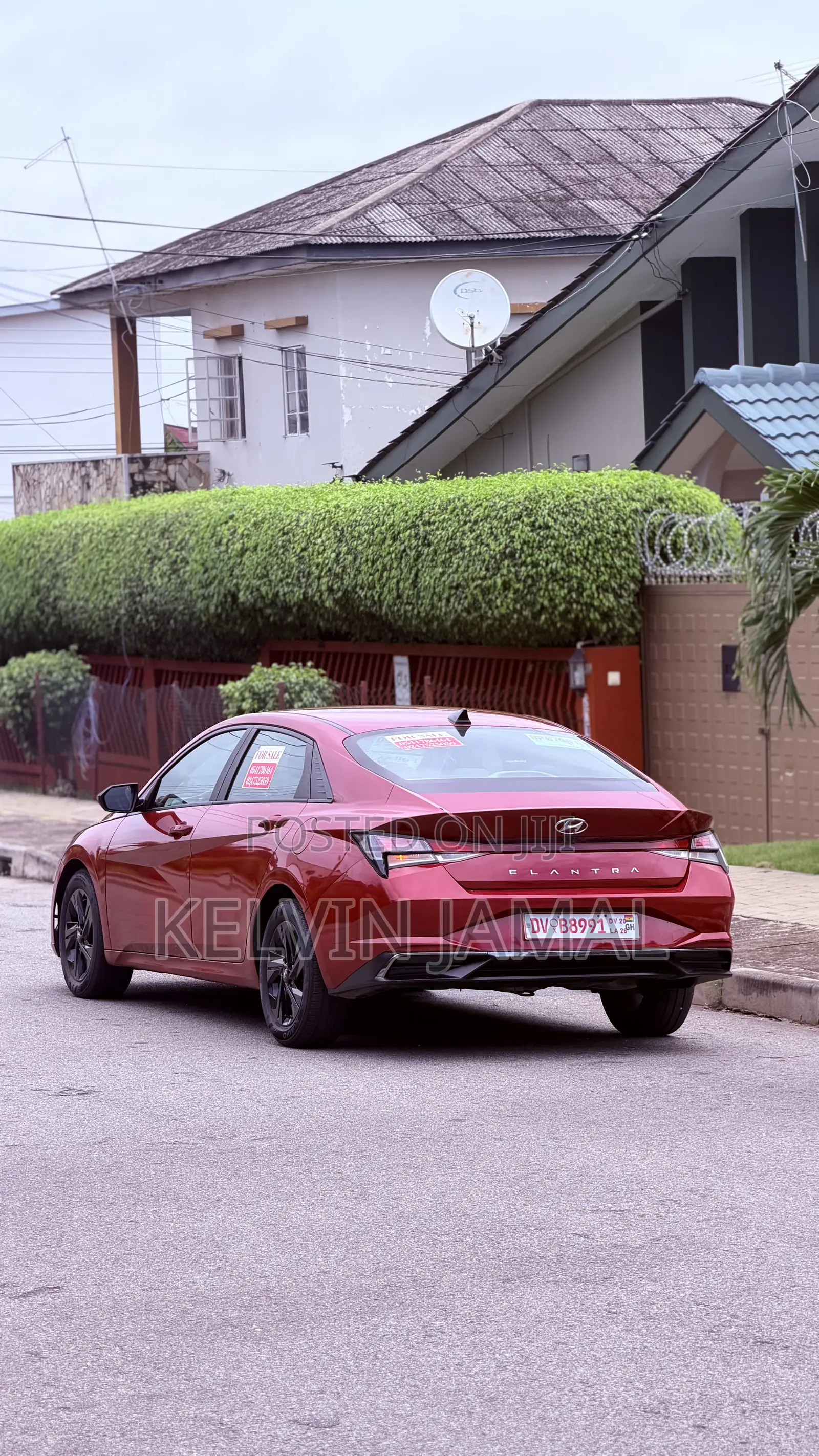 Hyundai Elantra SEL 2022 Red