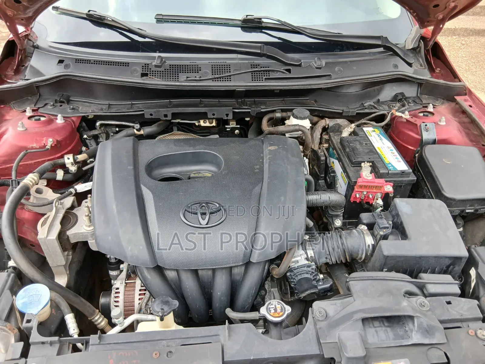Toyota Yaris 2018 Red