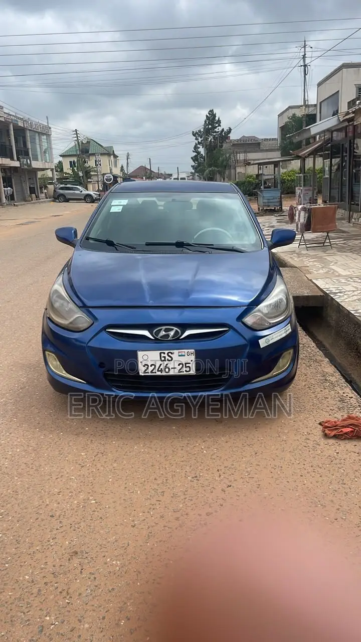 Hyundai Accent 2012 Blue