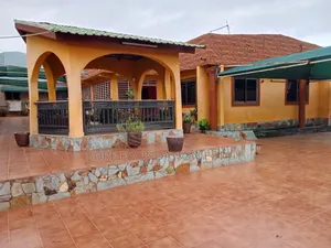 4bdrm House in Dansoman, Sahara for rent