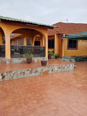 4bdrm House in Dansoman, Sahara for rent