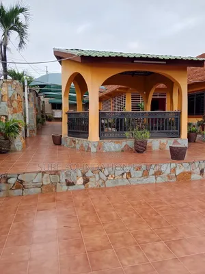 4bdrm House in Dansoman, Sahara for rent