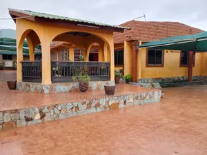 4bdrm House in Dansoman, Sahara for rent