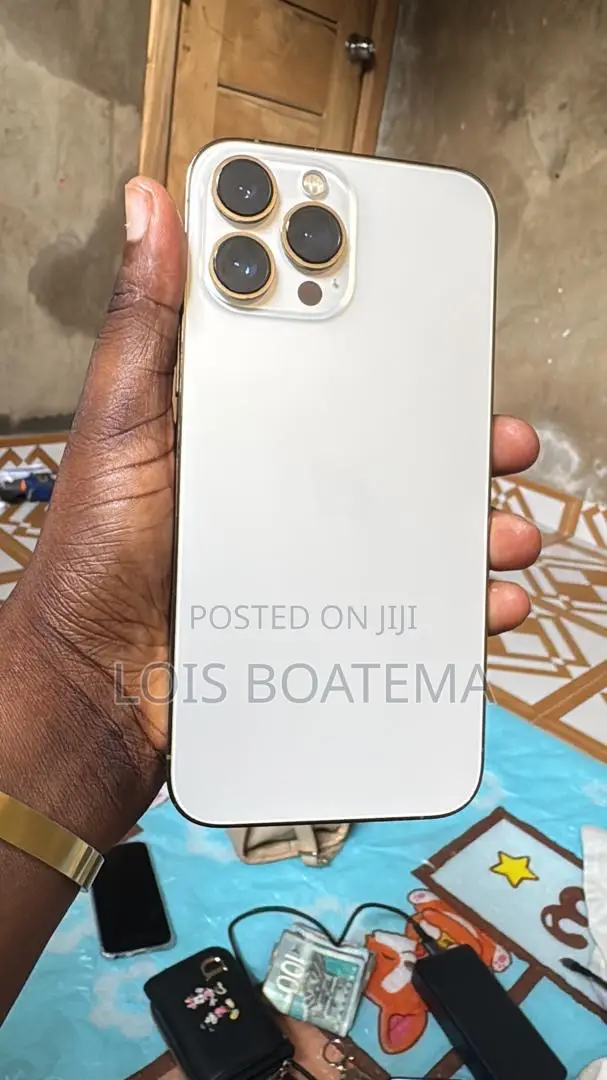 Apple iPhone 13 128 GB White