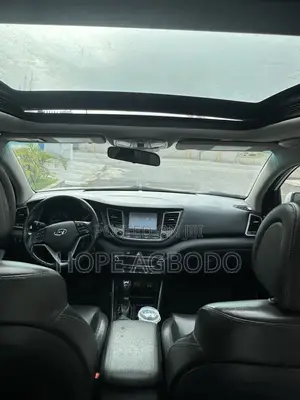 Hyundai Tucson Limited FWD 2017 White
