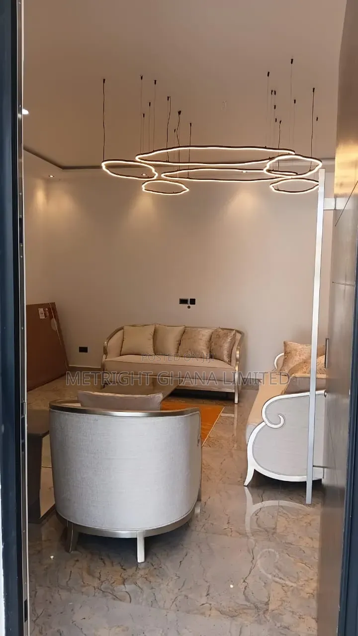 Furnished 4bdrm House in Metright Properties, Baatsona Total for sale