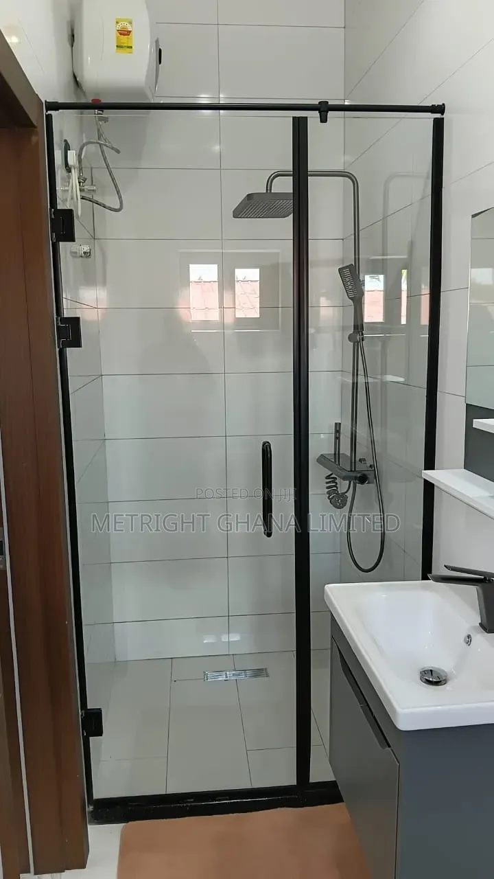 Furnished 4bdrm House in Metright Properties, Baatsona Total for sale