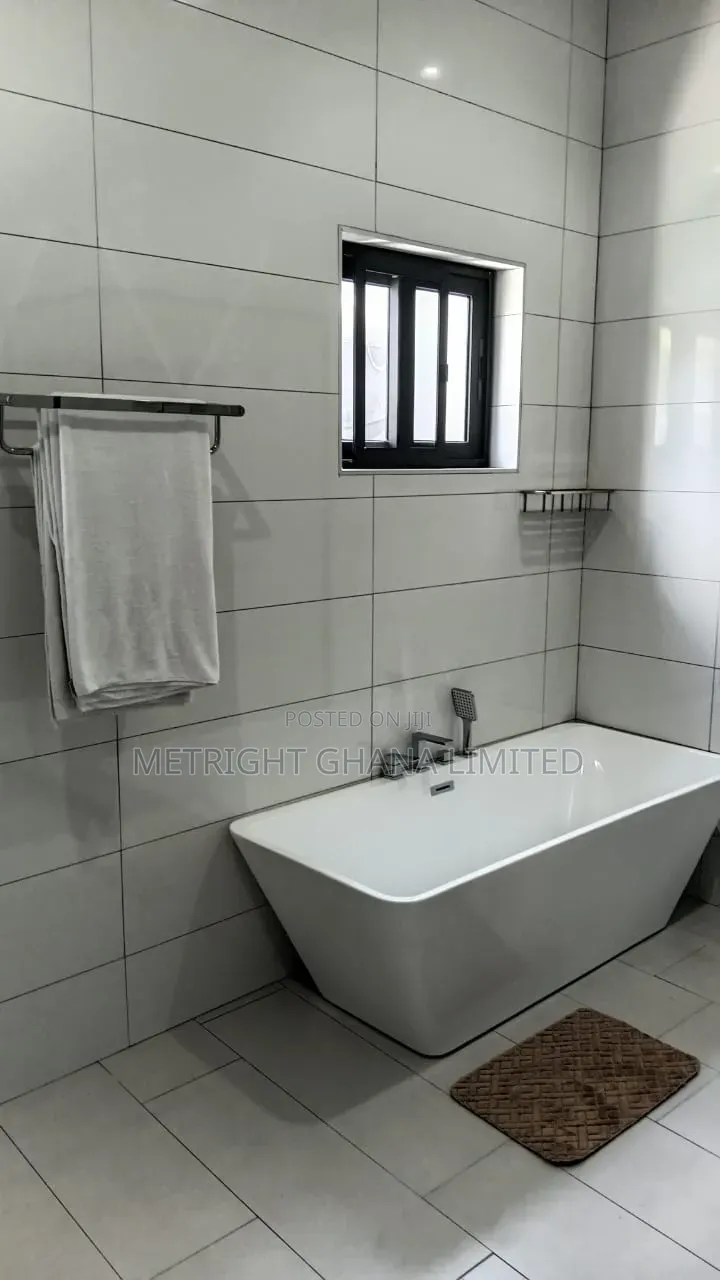 Furnished 4bdrm House in Metright Properties, Baatsona Total for sale