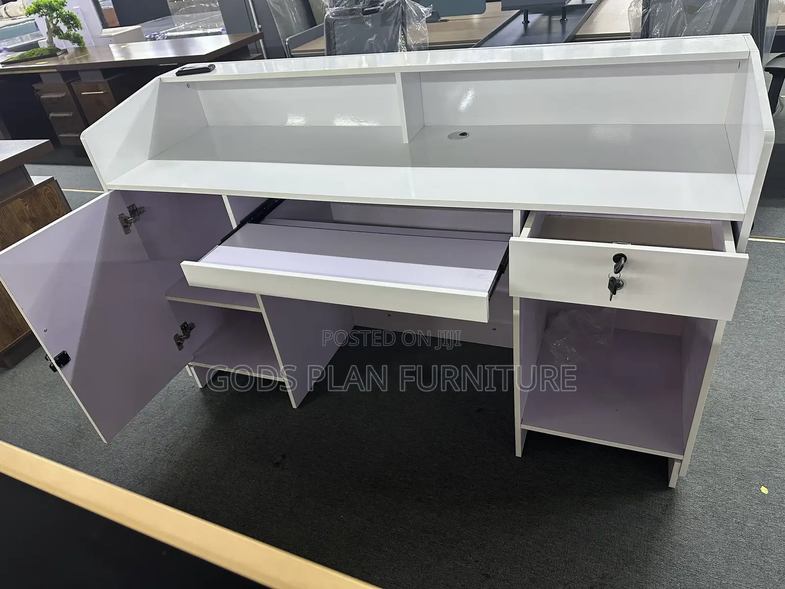 Front Desk (A-018))