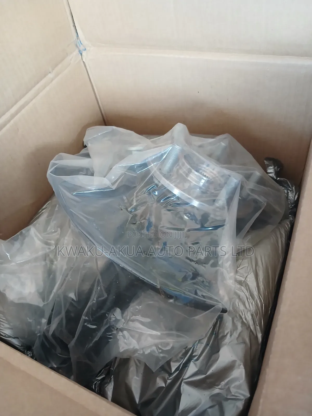 Honda Accord 2018-2023 Front Hub Sakura