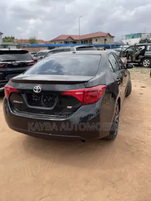 Toyota Corolla 2017 Black