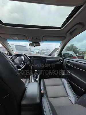 Toyota Corolla 2017 Black