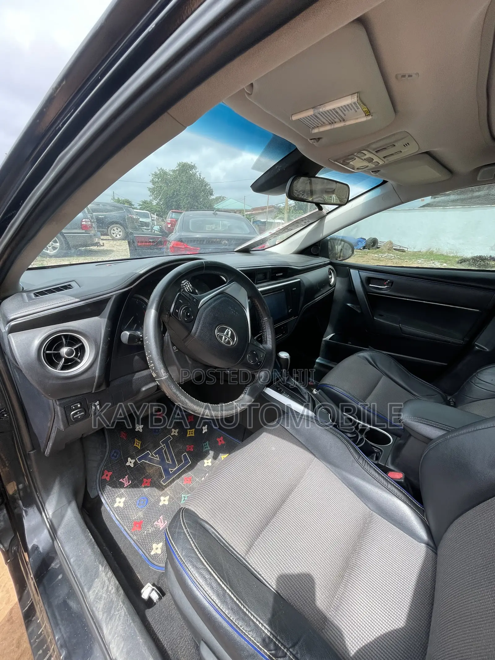 Toyota Corolla 2017 Black