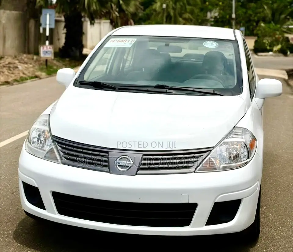 Nissan Versa 1.6 S Sedan CVT 2011 White