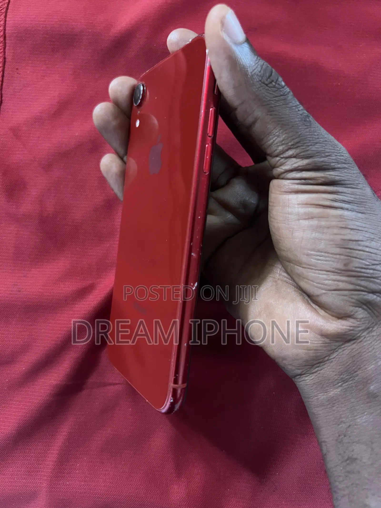 Apple iPhone XR 64 GB Red