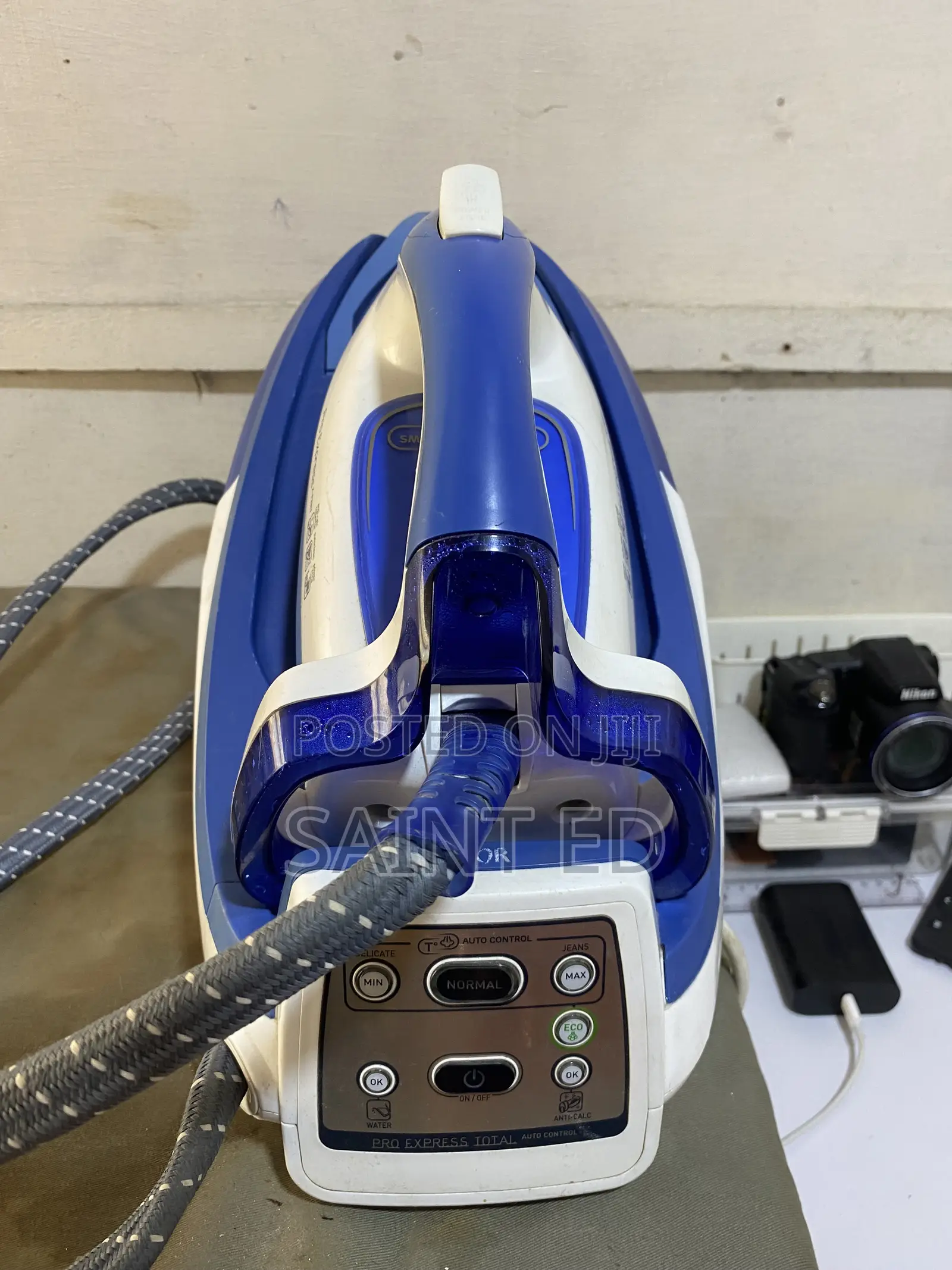 Industrial Steam Iron