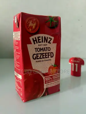 Heinz Tomato Purée 100% Sun-Ripened Tomatoes 520g