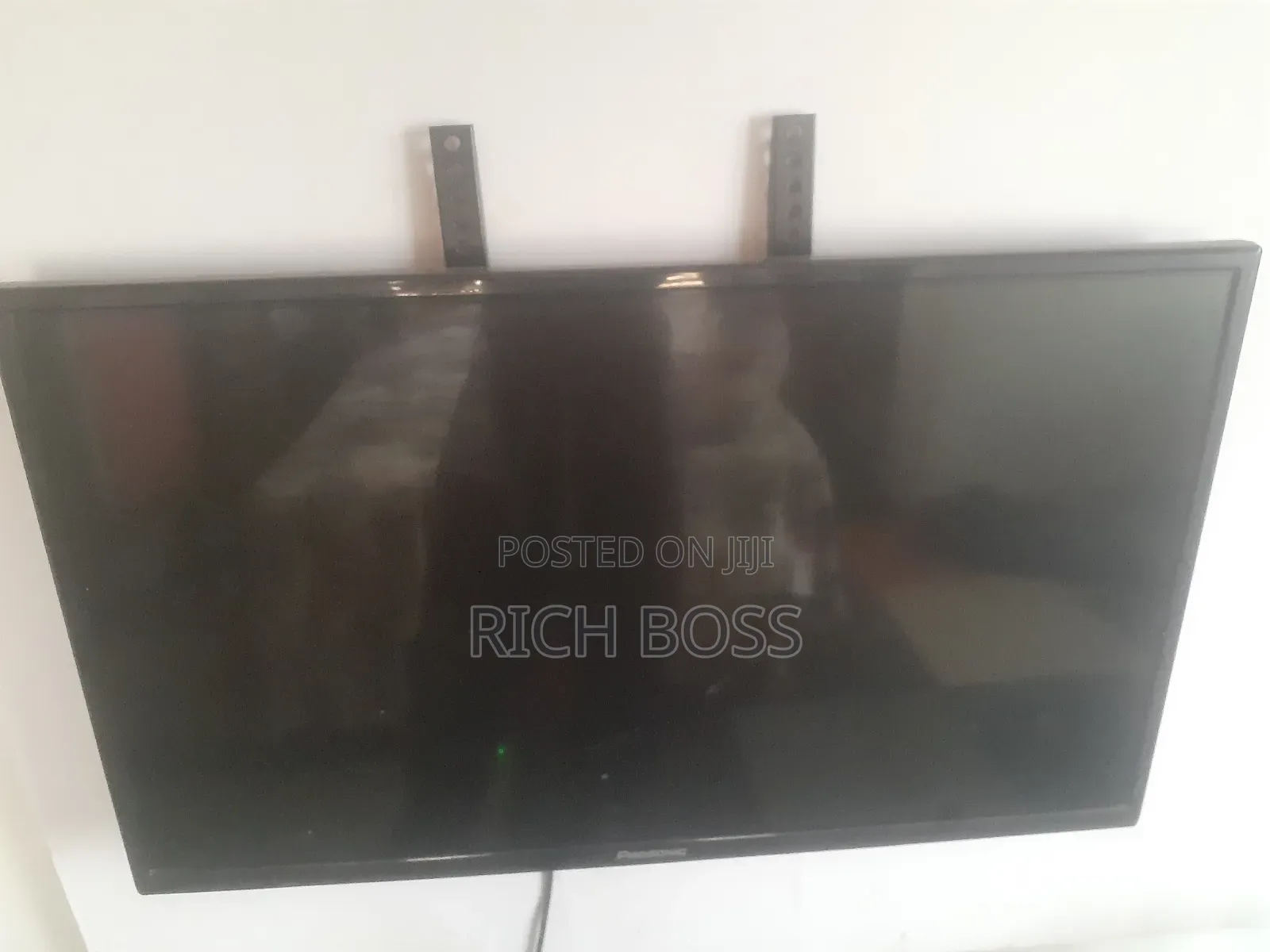 Prosonic32 Inch Flat-Screen Smart Digital TV,