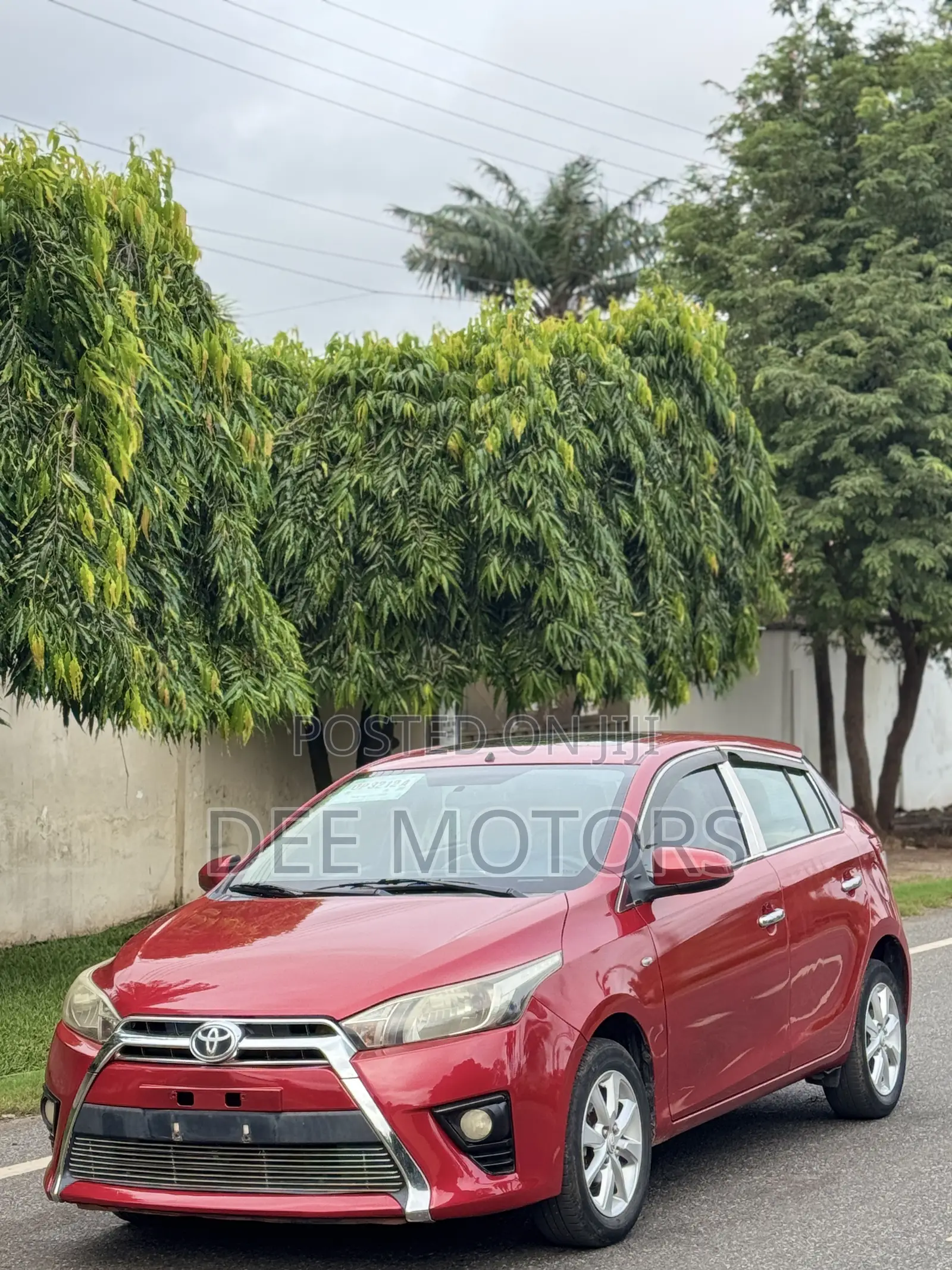 Toyota Yaris SE Hatchback 5dr 2014 Red