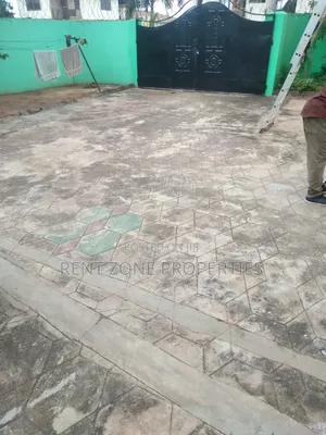 2bdrm Shared Apartment in Ofankor for rent