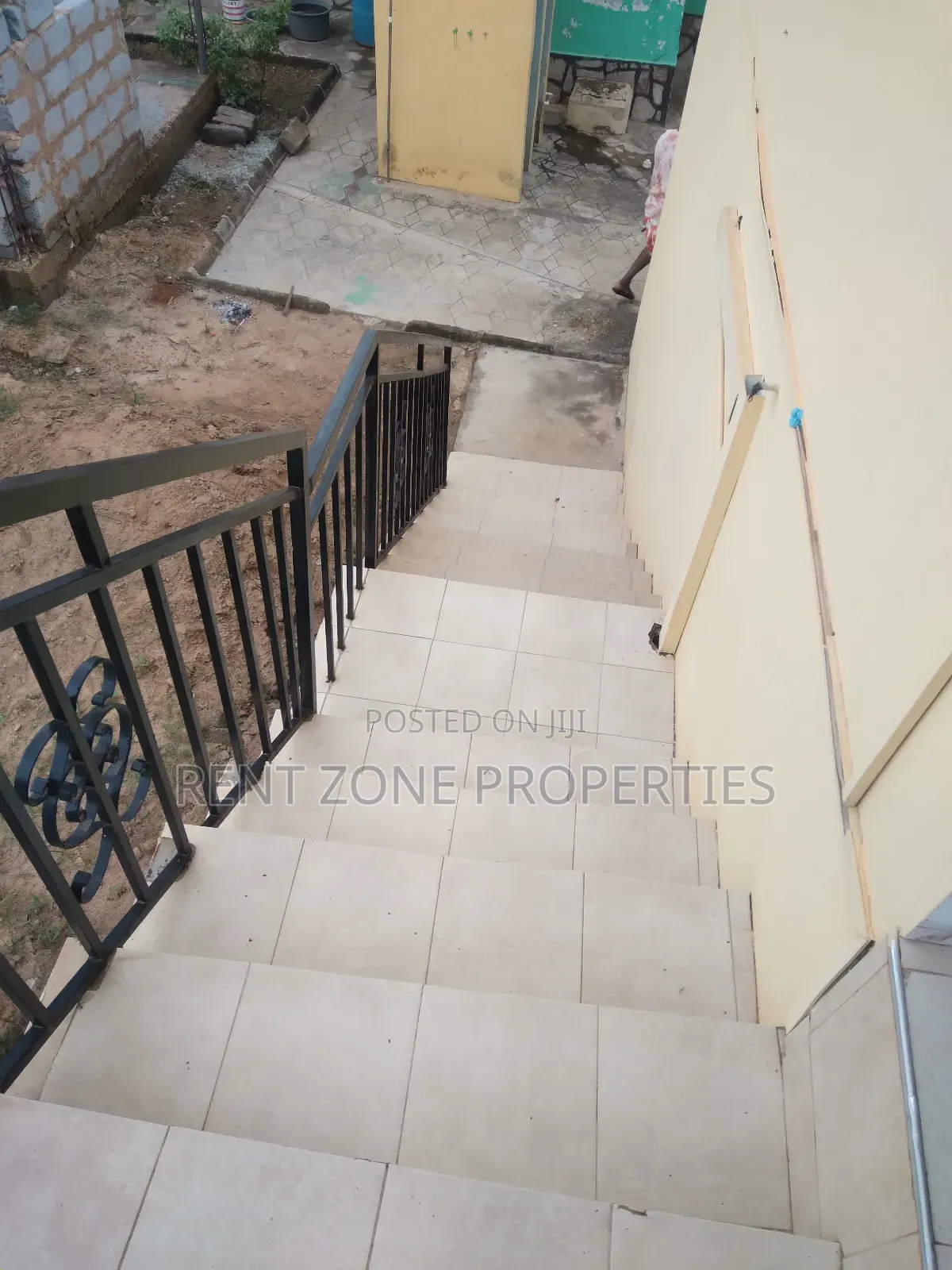 2bdrm Shared Apartment in Ofankor for rent