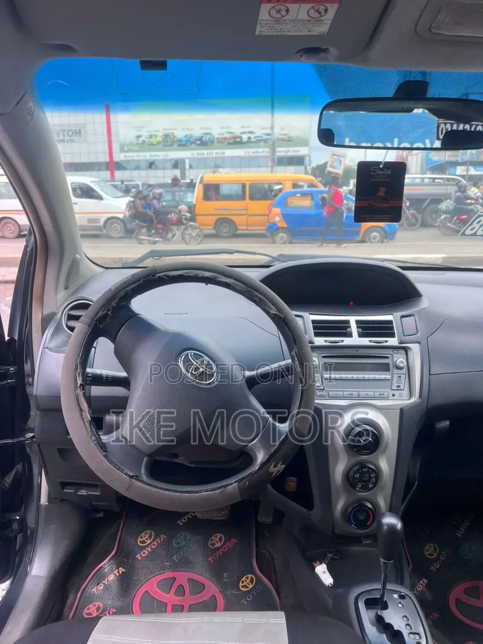 Toyota Vitz 2010 Black