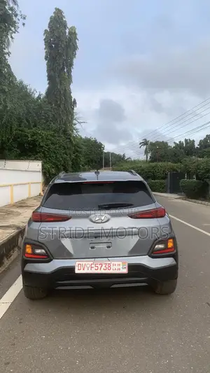 Hyundai Kona SEL 2021 Gray