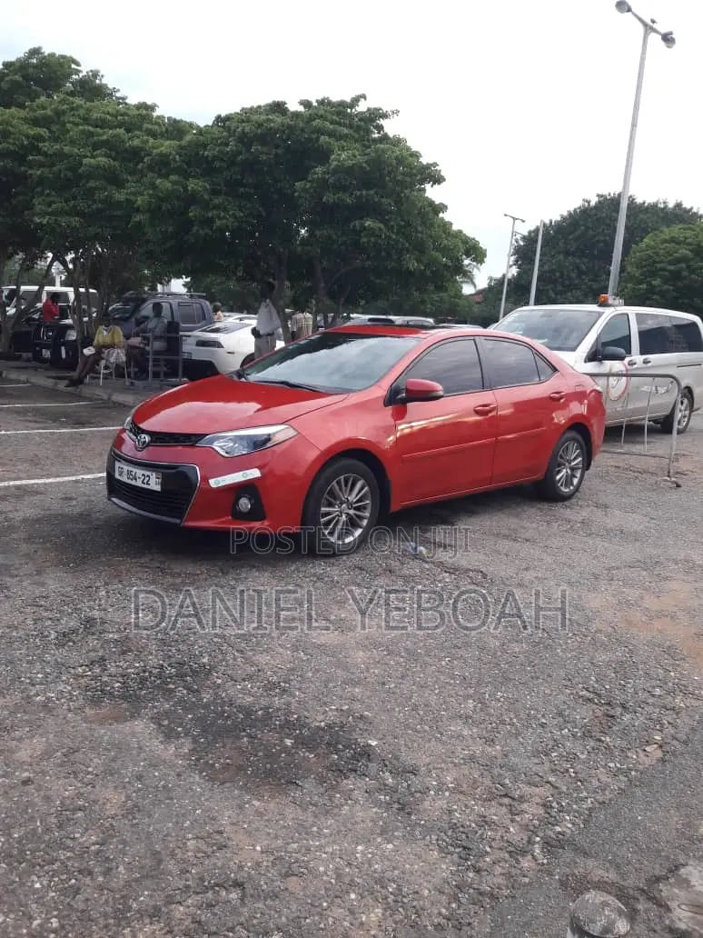 Toyota Corolla L 4dr Sedan (1.8L 4cyl 4A) 2014 Red
