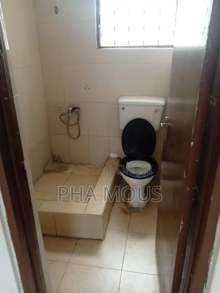 1bdrm Apartment in Achimota for rent