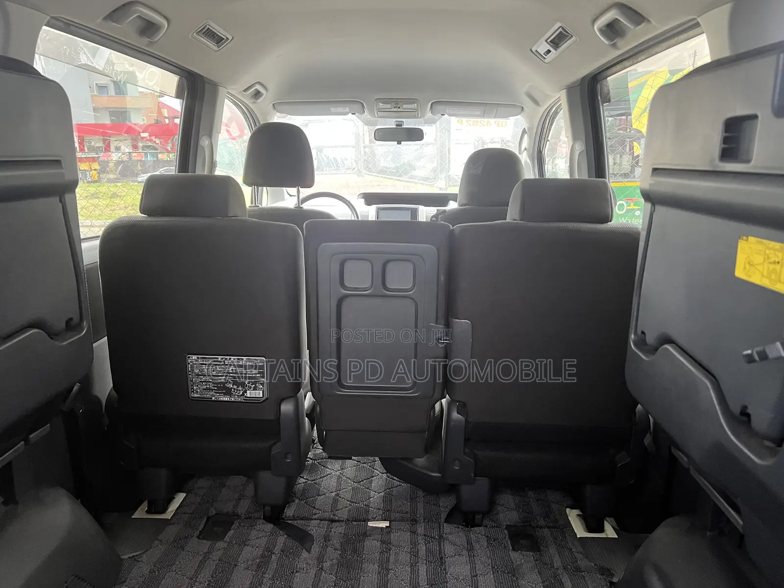 Toyota Voxy 2010 Black