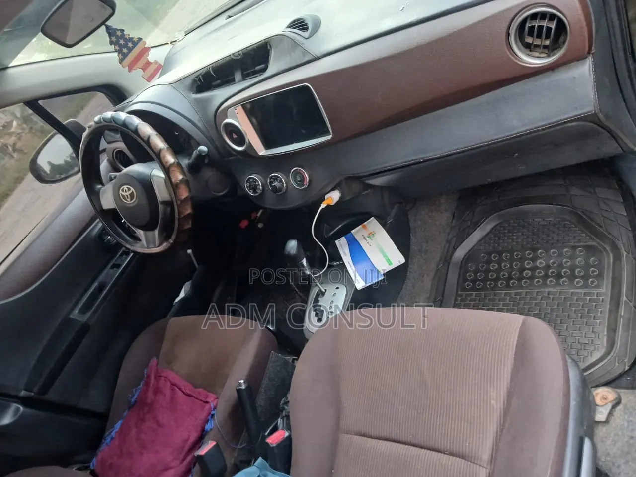 Toyota Vitz 2012 Black