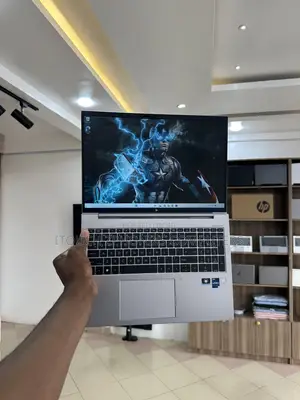 Laptop HP ZBook Firefly 16inch G9 32GB Intel Core i7 SSD 512GB