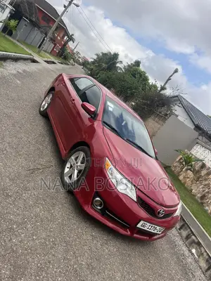 Toyota Camry 2014 Red