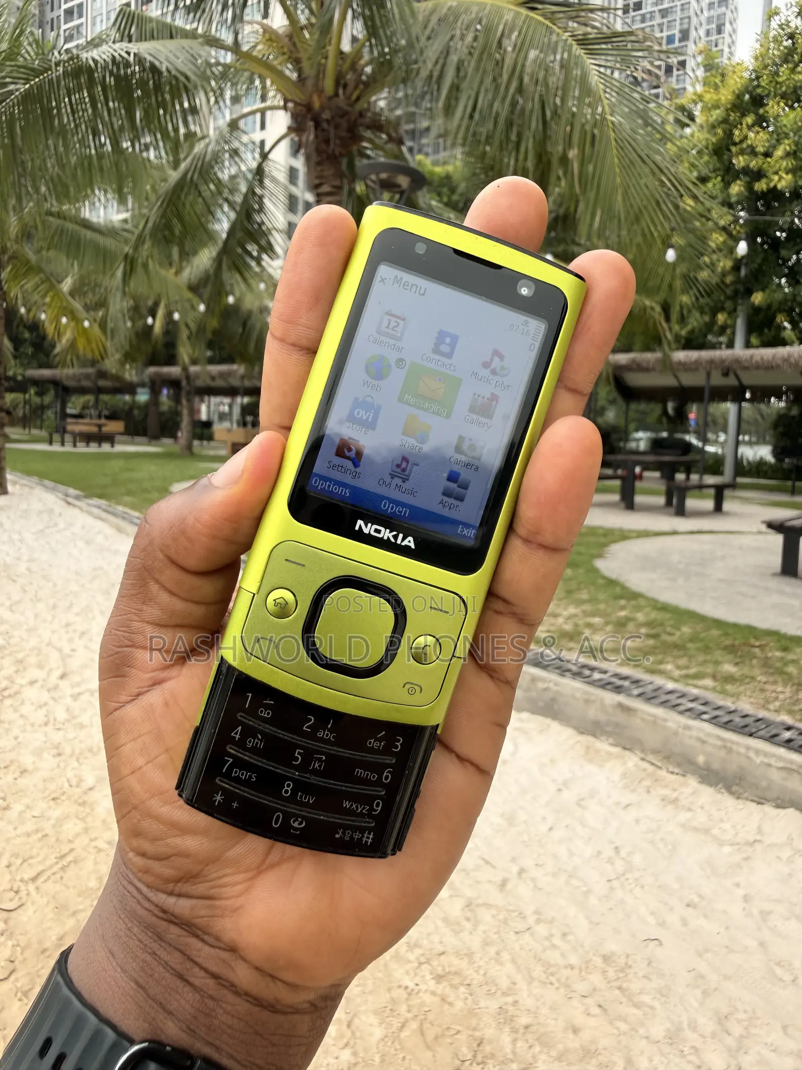 Nokia 6700 slide Green