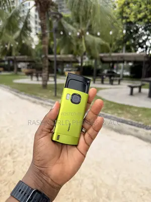 Nokia 6700 slide Green