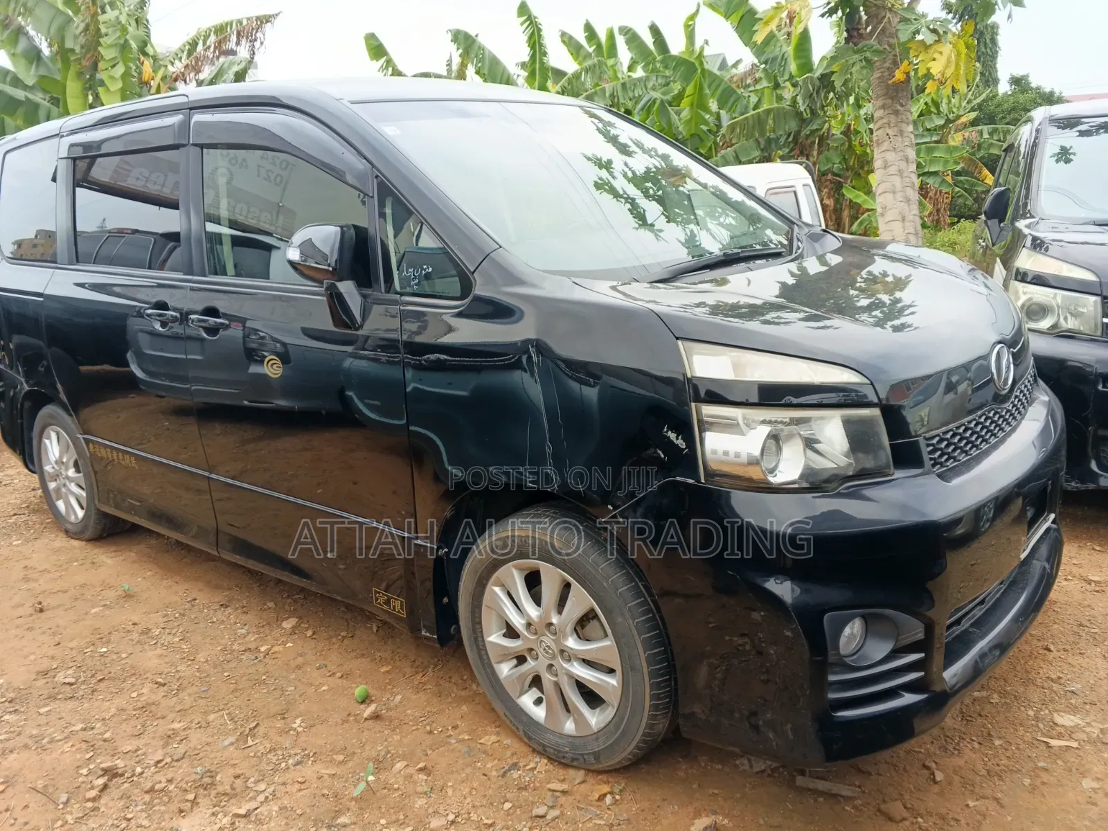 Toyota Voxy 2001 Black