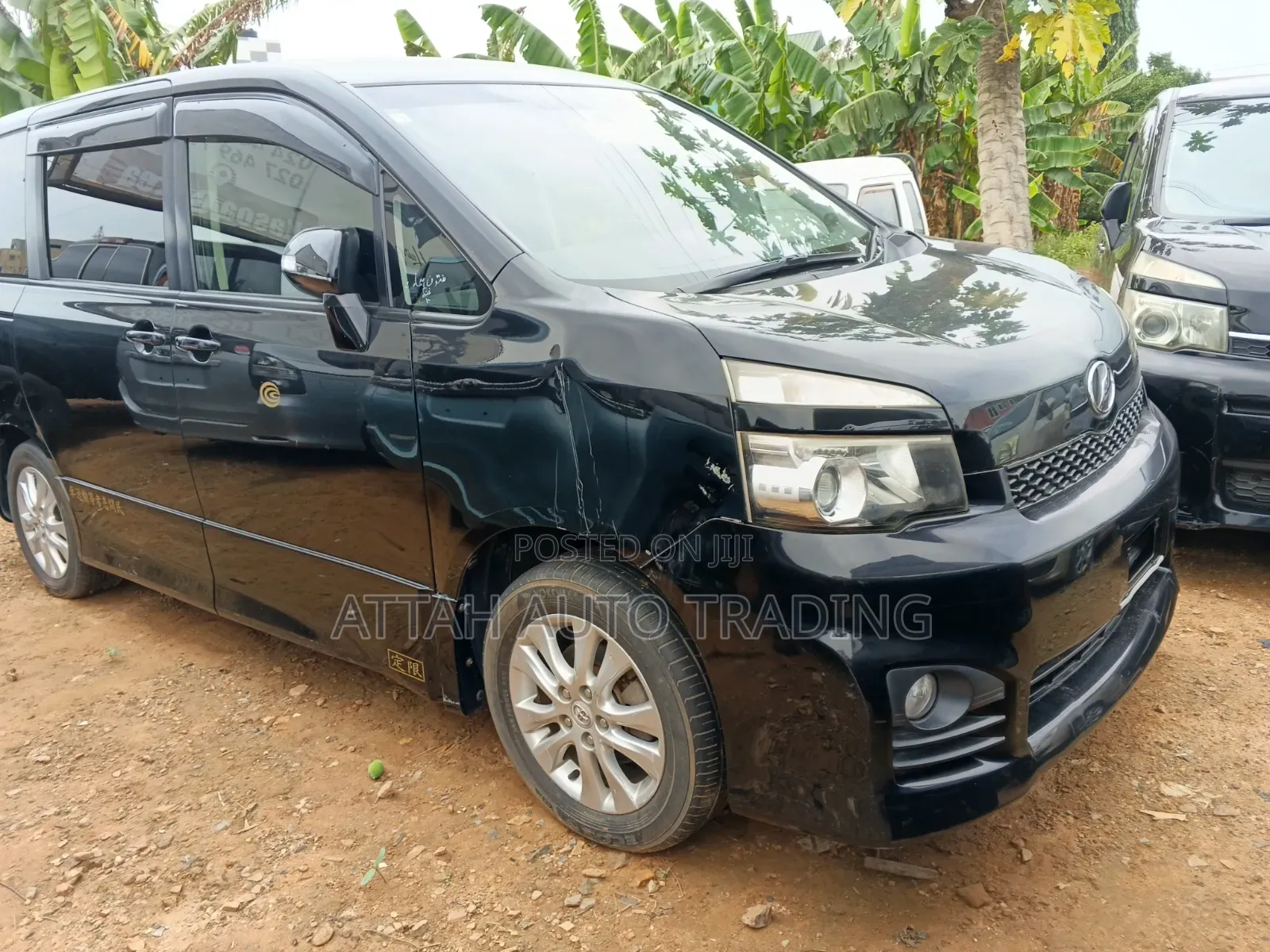 Toyota Voxy 2001 Black