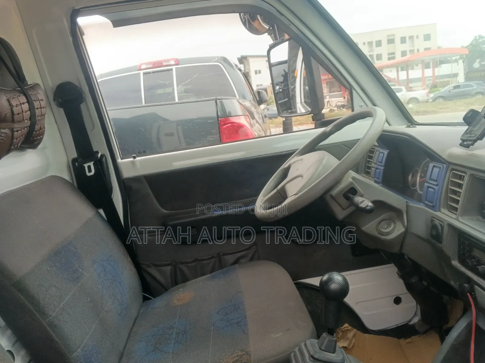 Toyota Voxy 2001 Black