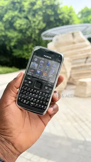 Nokia E72 Black