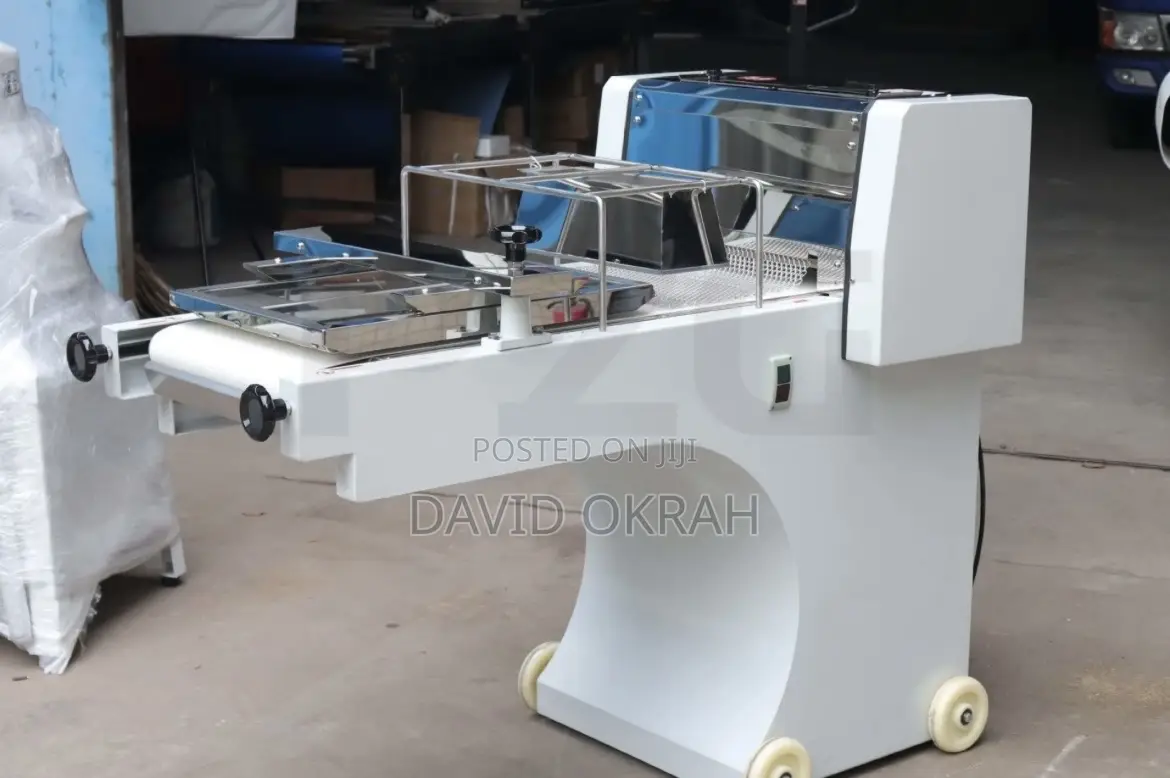 Dough Moulder