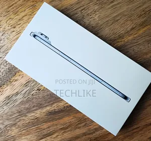 New Apple iPhone 17 256 GB Silver