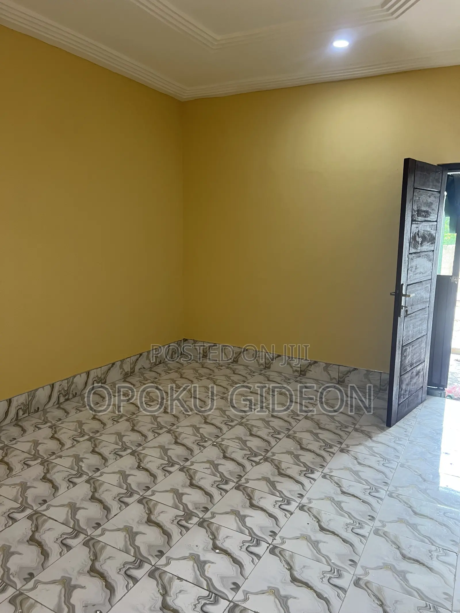 1bdrm Room & Parlour in Ablekuma for rent