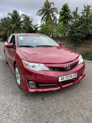 Toyota Camry 2014 Red