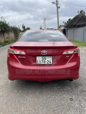 Toyota Camry 2014 Red