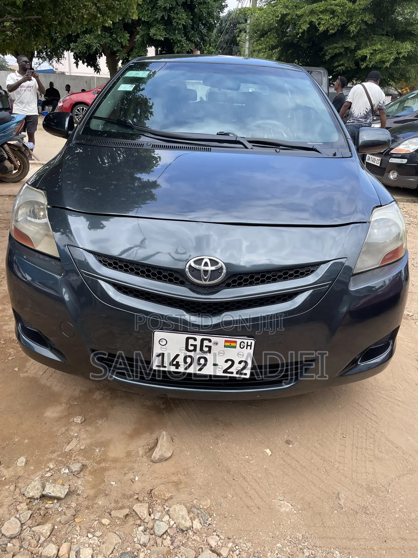 Toyota Yaris 2010 Gray