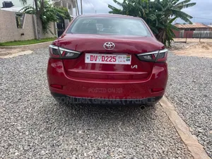 Toyota Yaris iA 1.5 FWD 2018 Red